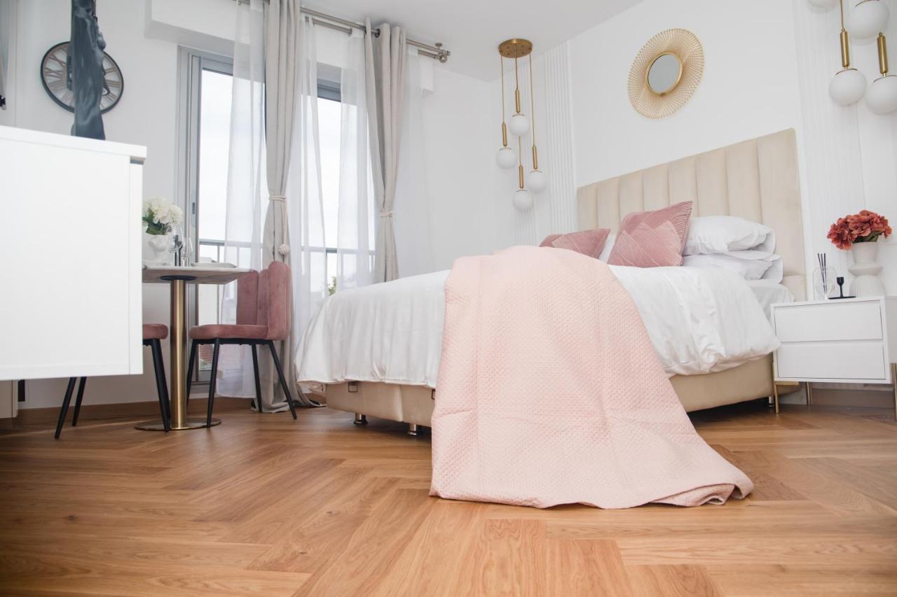 Paris' Premium Romantic Studio Eksteriør bilde